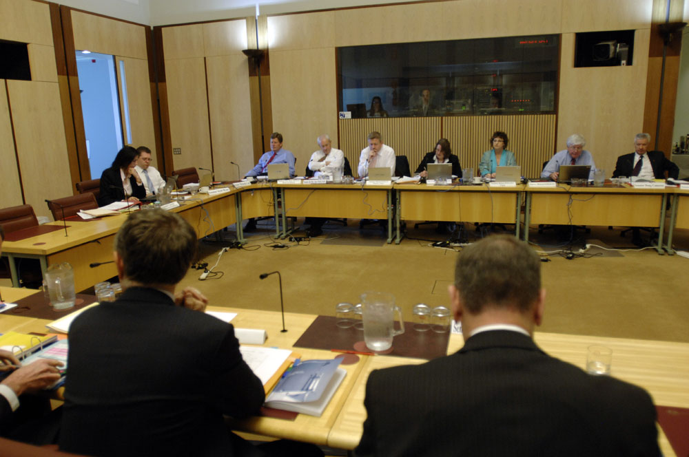 Committee members questioning Senator John Hogg, President of the Senate, and officers from the Department of Parliamentary Services, 20 October 2008. DPS Auspic.