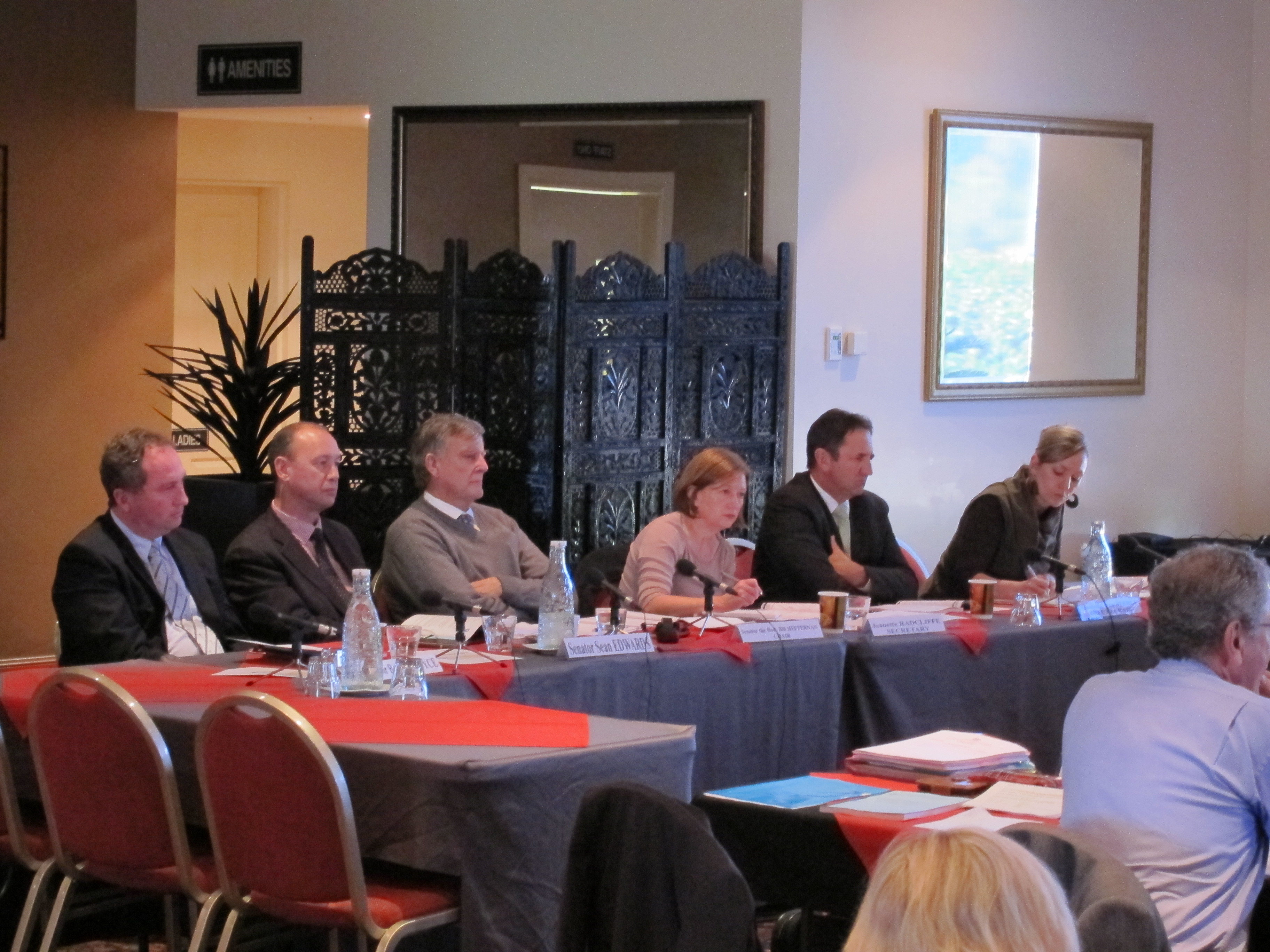 \x3cp\x3eHearing at Roma, Qld, 18 July 2011. L-R: Senators Barnaby Joyce, Sean Edwards and Bill Heffernan [Chair], Jeanette Radcliffe [Committee Secretary], Senators Glenn Sterle and Larissa Waters.\x3c/p\x3e