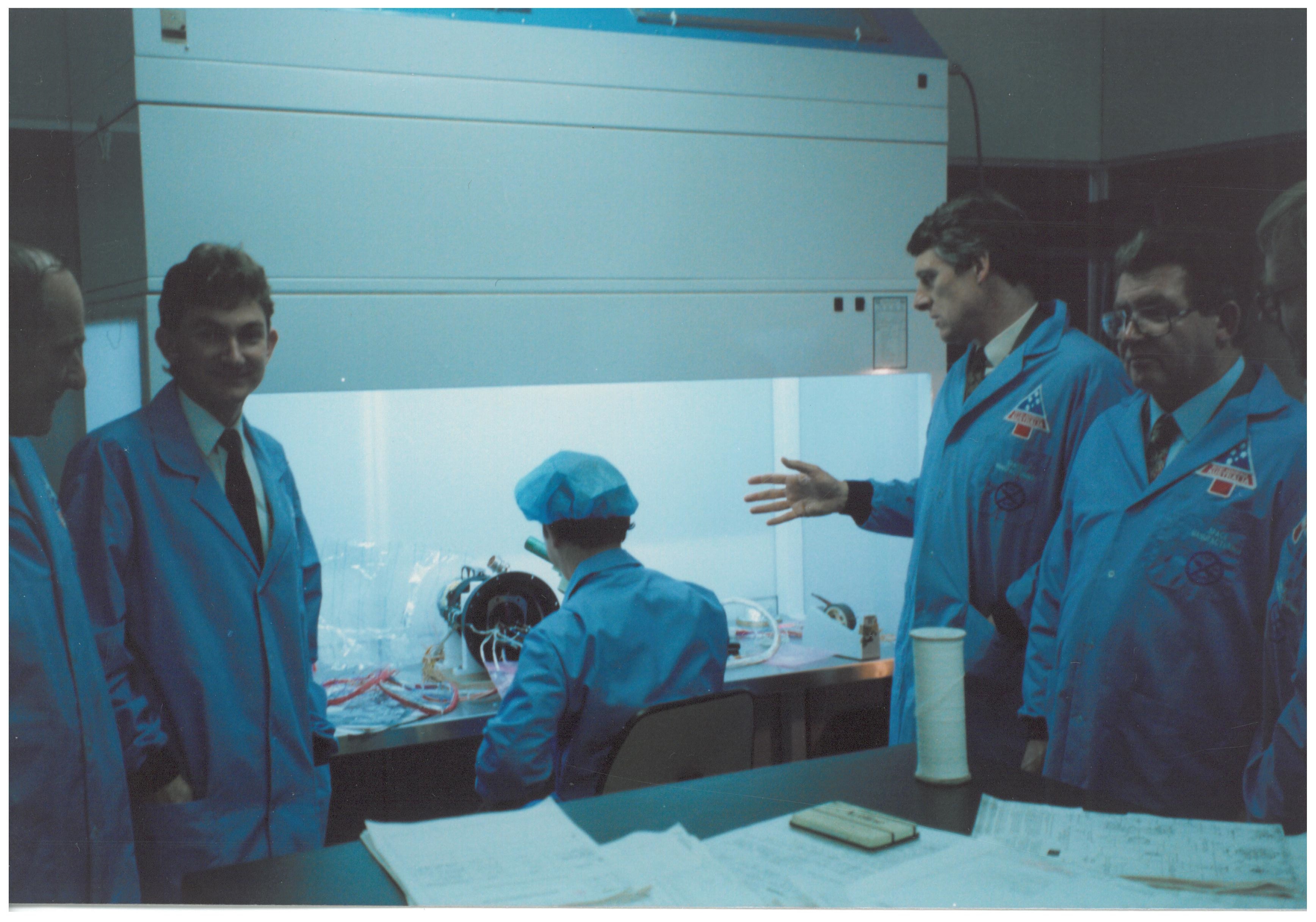 \x3cp\x3eMembers of the Standing Committee on Transport, Communications and Infrastructure inspecting the  British Aerospace Australia  Space Manufacturing Facility at Salisbury, SA, as part of the committee\'s inquiry into developing satellite launching facilities in Australia, 2 October 1991. L-R: Senators John Panizza and Chris Schacht, a British Aerospace Australia employee, Senators Grant Chapman, Dominic Foreman [Chair] and Ian Macdonald.\x3c/p\x3e