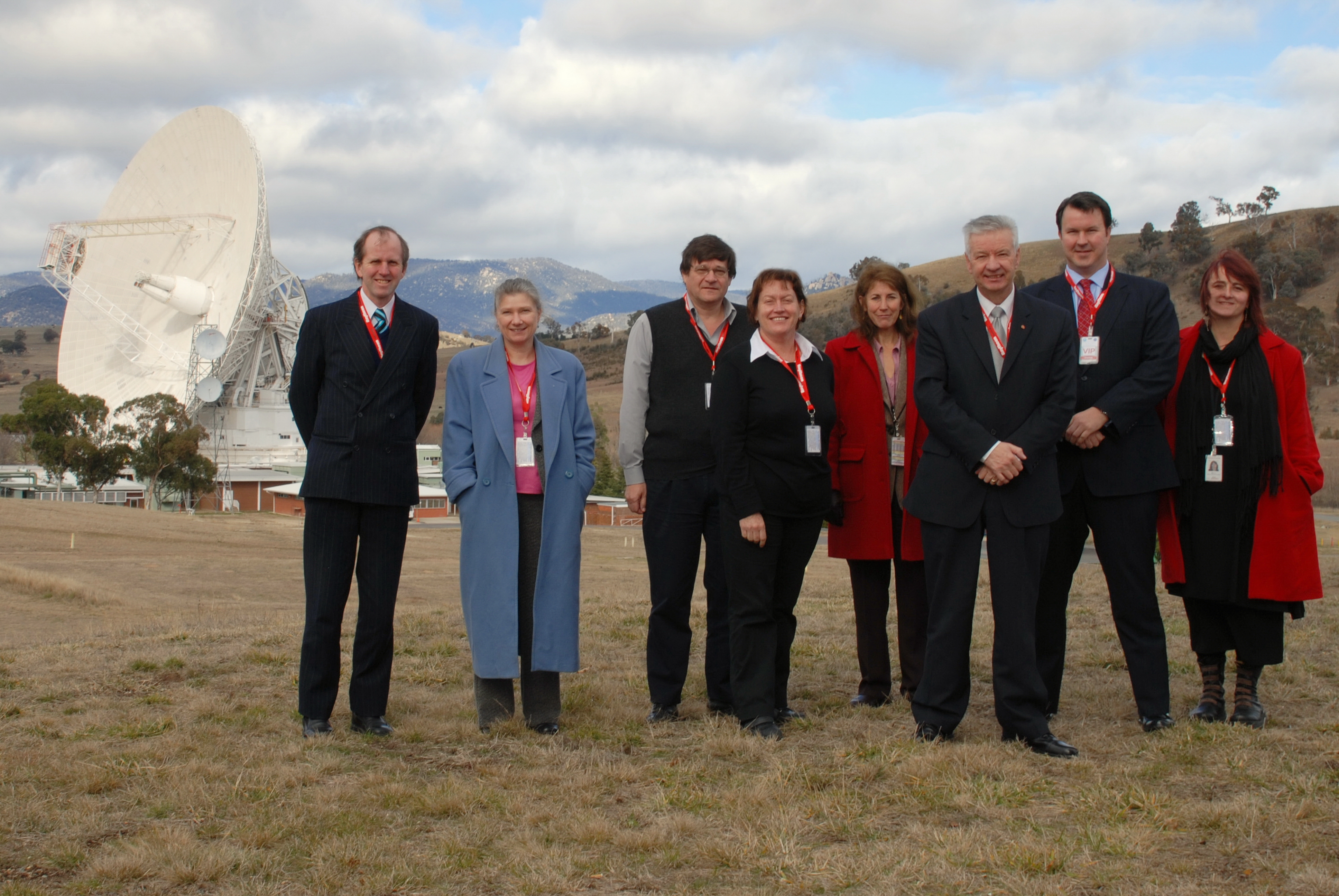 \x3cp\x3eStanding Committee on Economics at the Canberra Deep Space Communication Complex, Tidbinbilla, ACT, 28 July 2008. L-R: John Hawkins [Committee Secretary], Stephanie Holden [Senior Research Officer], unknown, Senator Annette Hurley [Chair], unknown, Senators Doug Cameron and David Bushby, unknown.\x3c/p\x3e