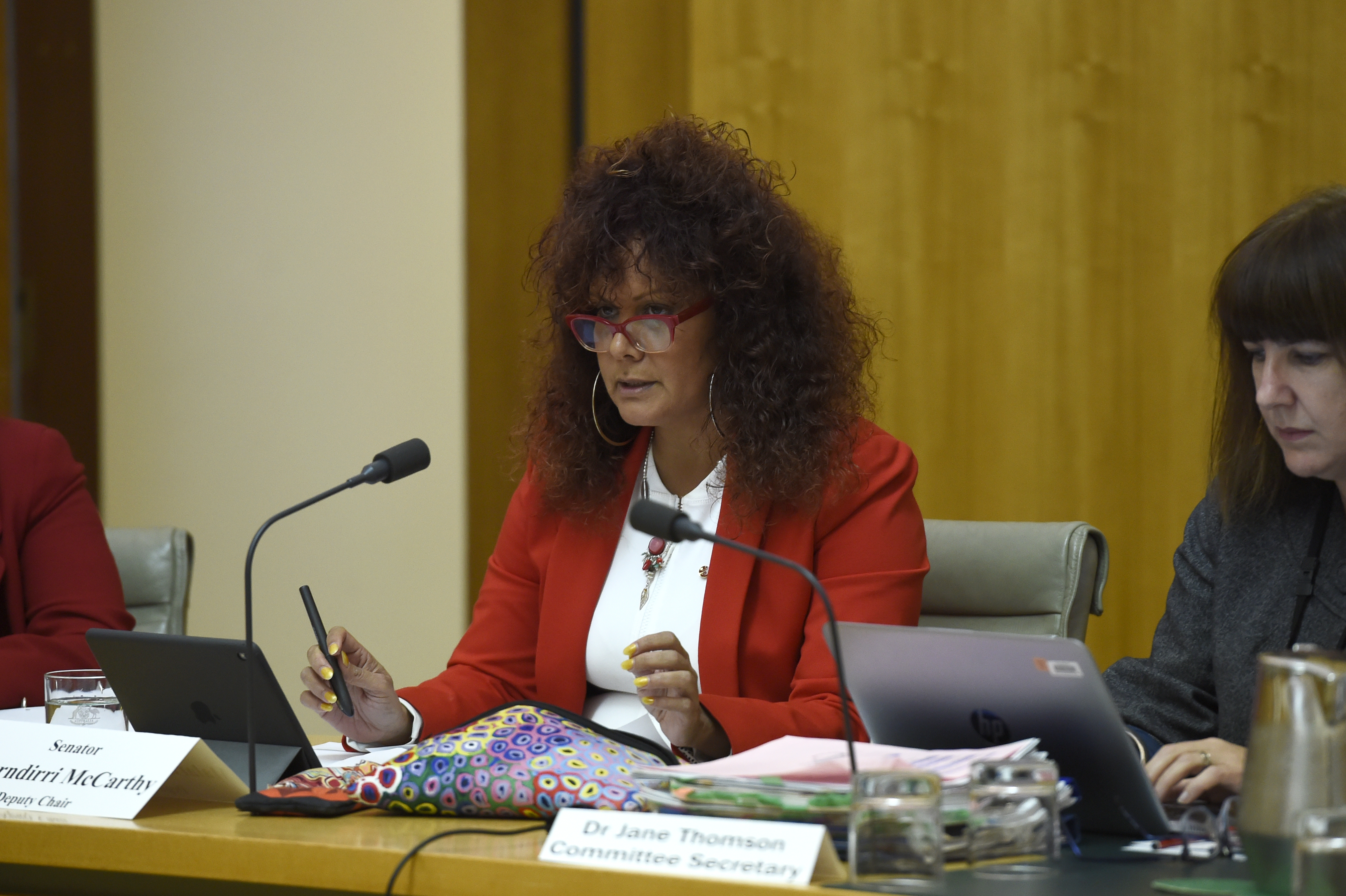 \x3cp\x3eSenator Malarndirri McCarthy [Deputy Chair] and Dr Jane Thomson [Secretary], 24 May 2018. DPS Auspic.\x3c/p\x3e