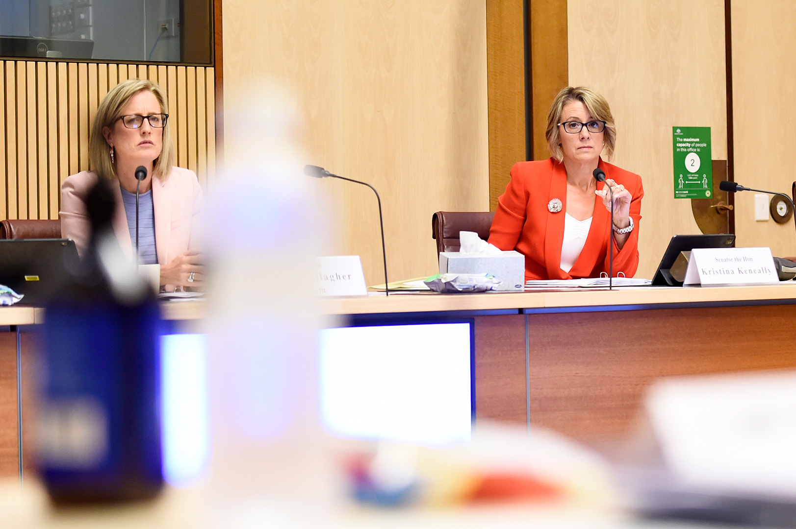 Senators Kristina Keneally and Katy Gallagher [Chair] during a hearing of the Select Committee on COVID-19 at Parliament House, 26 November 2020. DPS Auspic. 